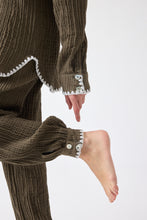 Görseli Galeri görüntüleyiciye yükleyin, Say Calm Set Khaki / Long Shirt