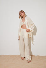Görseli Galeri görüntüleyiciye yükleyin, Say Golden Glow Kimono&Pant&Bustier Three-Piece Set