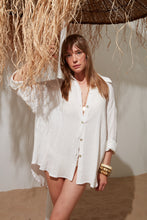 Görseli Galeri görüntüleyiciye yükleyin, Say Stay Cool Shirt White