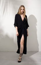 Görseli Galeri görüntüleyiciye yükleyin, Say Saint Tropez Dress Black