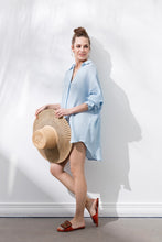 Görseli Galeri görüntüleyiciye yükleyin, Say Stay Cool Shirt Baby Blue