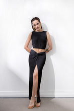 Görseli Galeri görüntüleyiciye yükleyin, Say Capri Skirt Black
