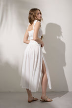 Görseli Galeri görüntüleyiciye yükleyin, Say Joy Skirt White
