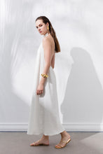 Görseli Galeri görüntüleyiciye yükleyin, Say Get in Line Dress White
