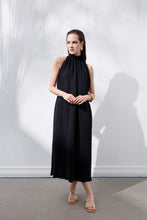 Görseli Galeri görüntüleyiciye yükleyin, Say Get in Line Dress Black
