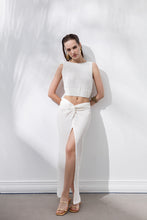 Görseli Galeri görüntüleyiciye yükleyin, Say Capri Skirt White
